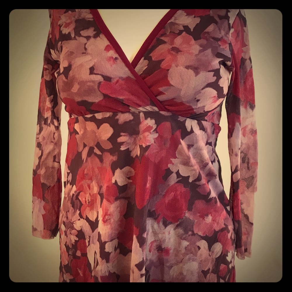 Daisy & Clover Blouse - Picture 1 of 4